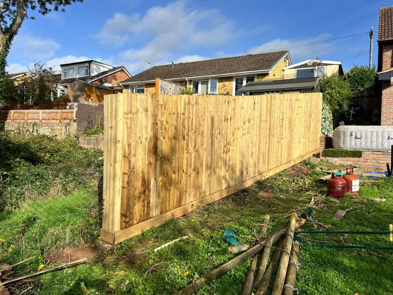 Deck & Fence Builder project in Methuen